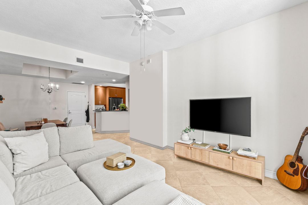 Active With Contract: $5,000 (2 beds, 2 baths, 1170 Square Feet)