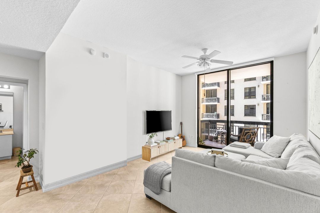 Active With Contract: $5,000 (2 beds, 2 baths, 1170 Square Feet)