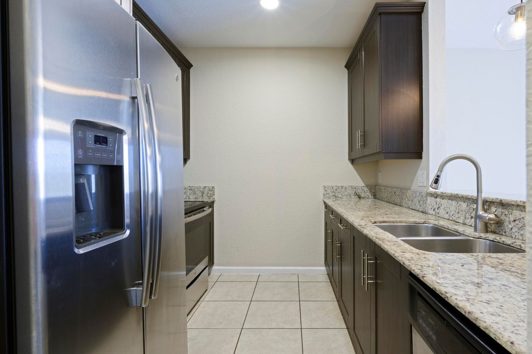 Active With Contract: $2,500 (3 beds, 2 baths, 1622 Square Feet)