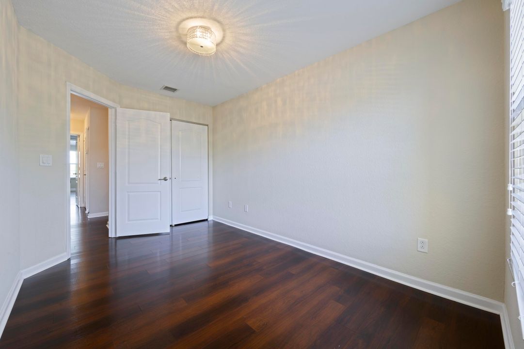 Active With Contract: $2,500 (3 beds, 2 baths, 1622 Square Feet)