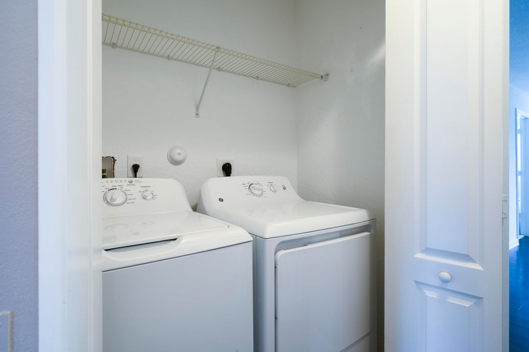 Active With Contract: $2,500 (3 beds, 2 baths, 1622 Square Feet)