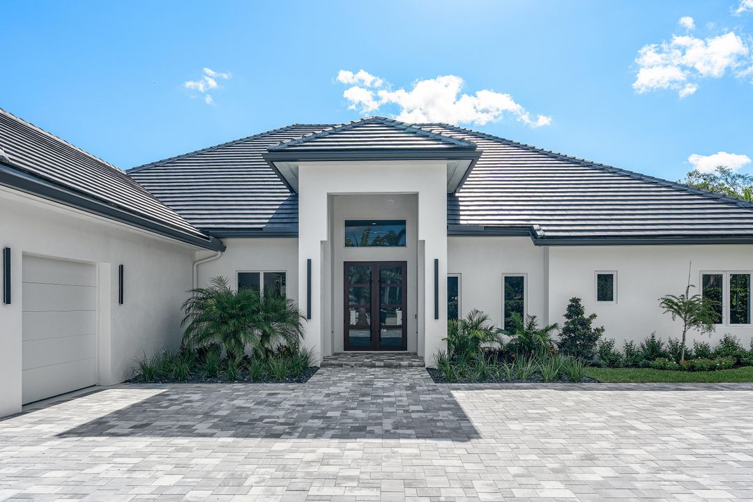 En Venta: $2,950,000 (5 camas, 5 baños, 4352 Pies cuadrados)