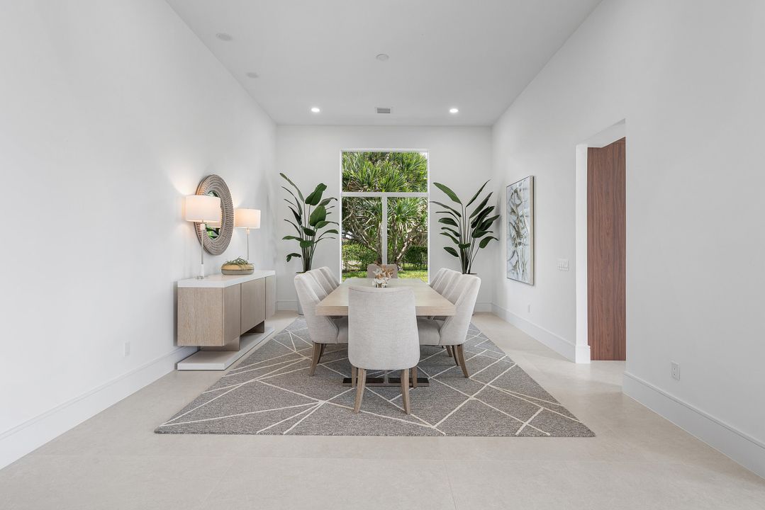 En Venta: $2,950,000 (5 camas, 5 baños, 4352 Pies cuadrados)