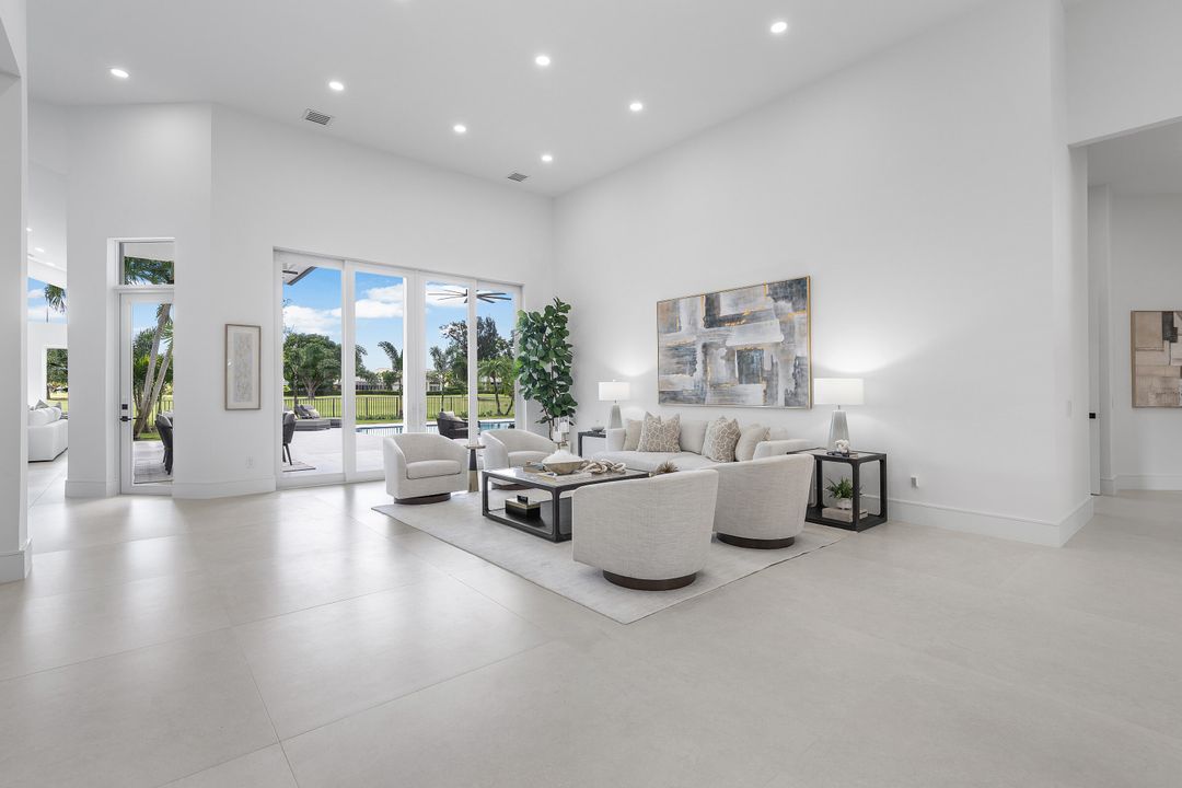 En Venta: $2,950,000 (5 camas, 5 baños, 4352 Pies cuadrados)