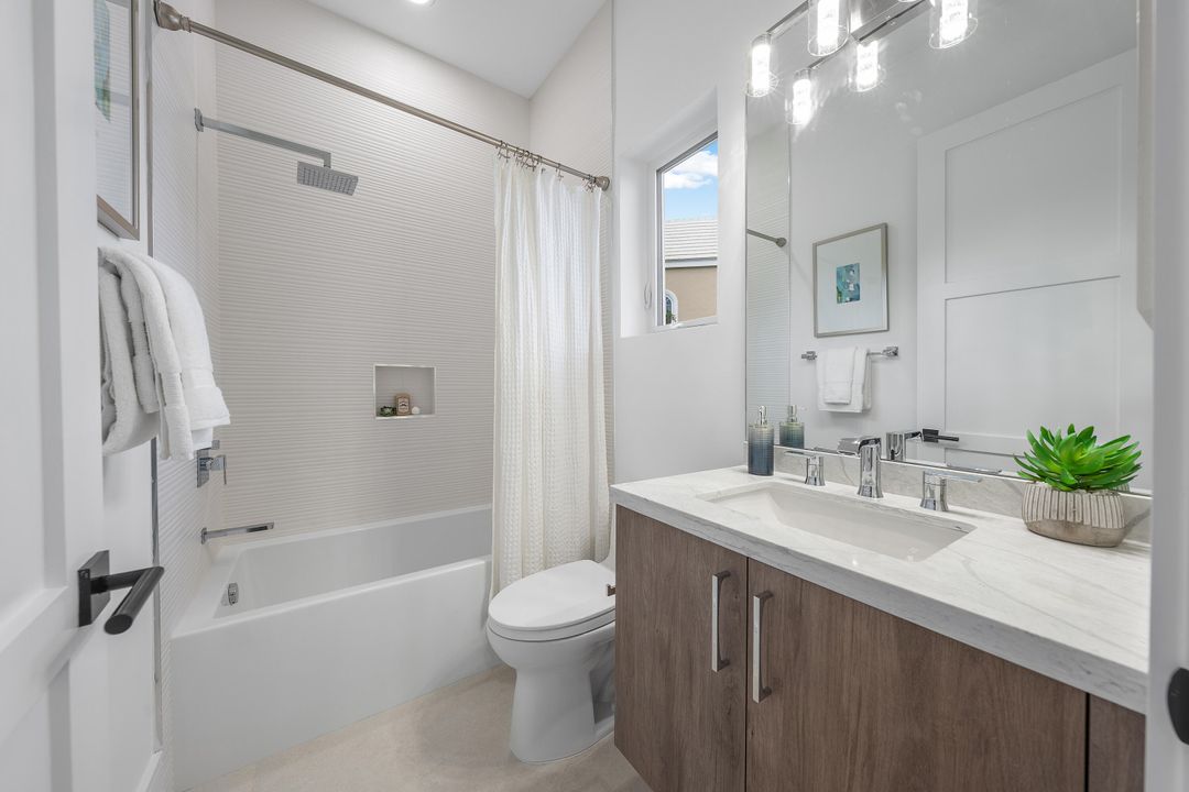 En Venta: $2,950,000 (5 camas, 5 baños, 4352 Pies cuadrados)