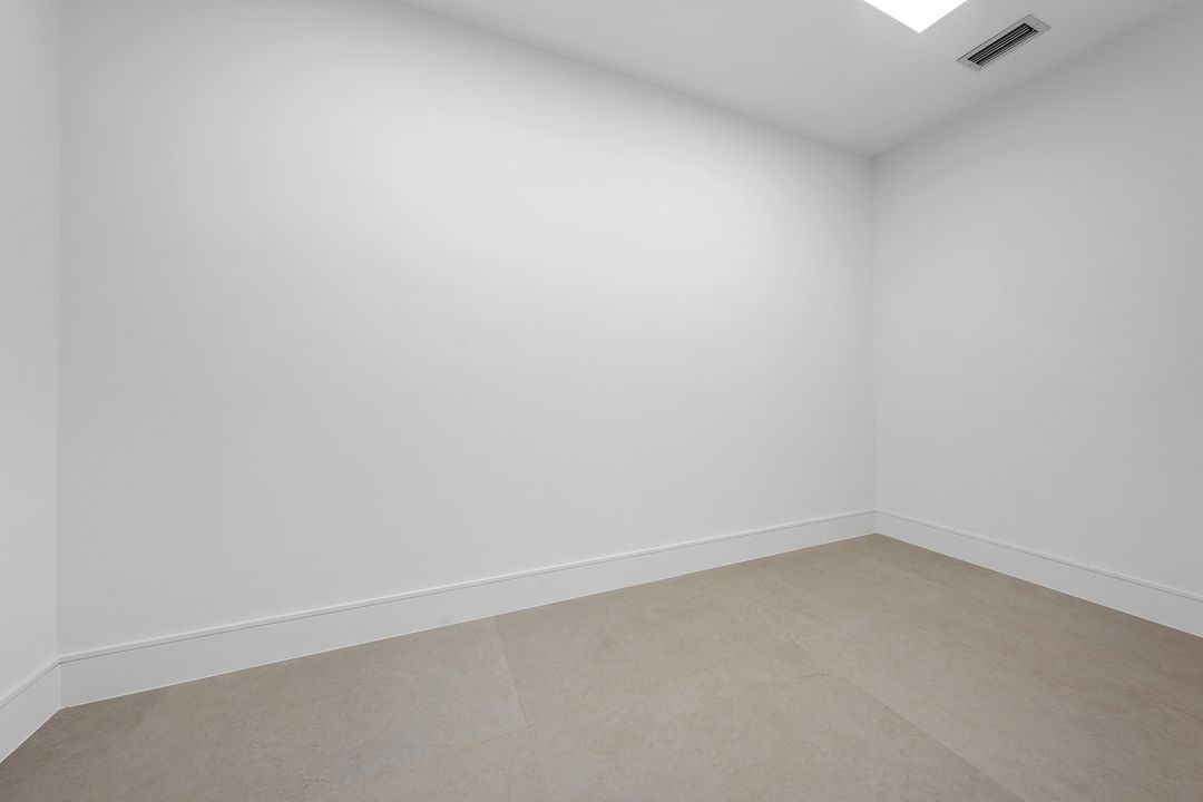 En Venta: $2,950,000 (5 camas, 5 baños, 4352 Pies cuadrados)