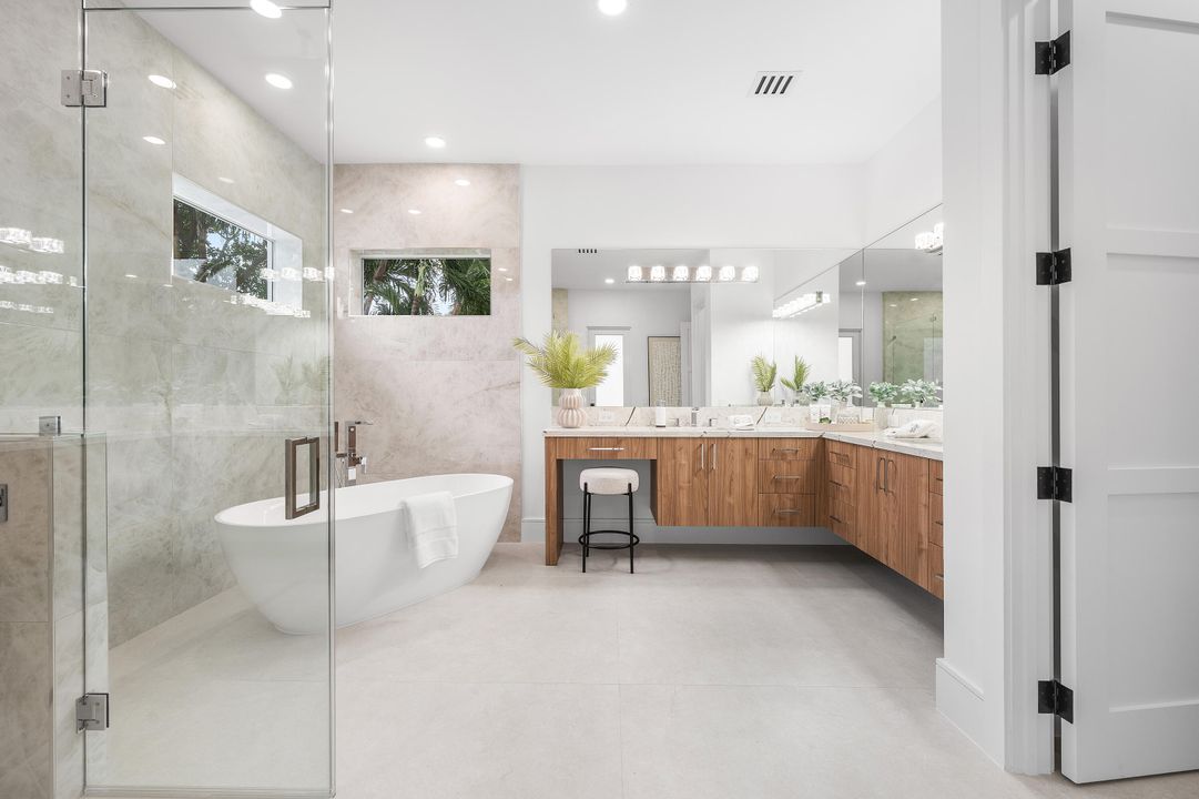 En Venta: $2,950,000 (5 camas, 5 baños, 4352 Pies cuadrados)