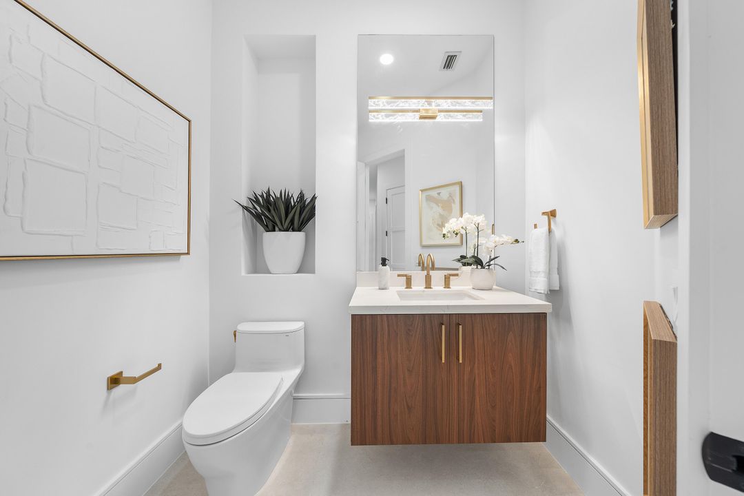 En Venta: $2,950,000 (5 camas, 5 baños, 4352 Pies cuadrados)