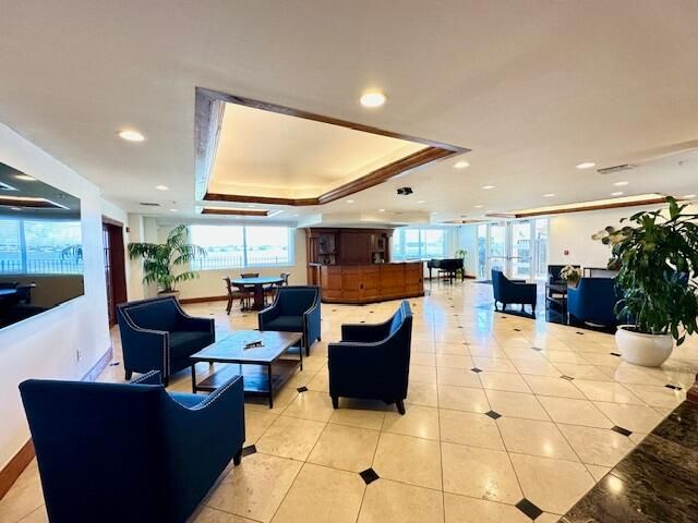 Activo con contrato: $495,000 (2 camas, 2 baños, 1071 Pies cuadrados)