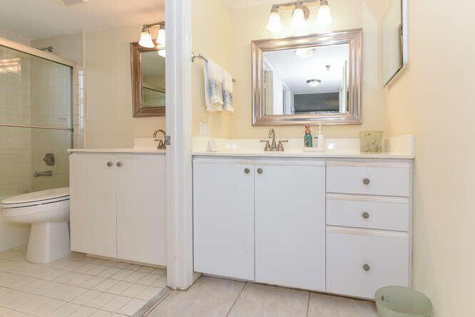 出租: $4,800 (3 贝兹, 2 浴室, 1548 平方英尺)