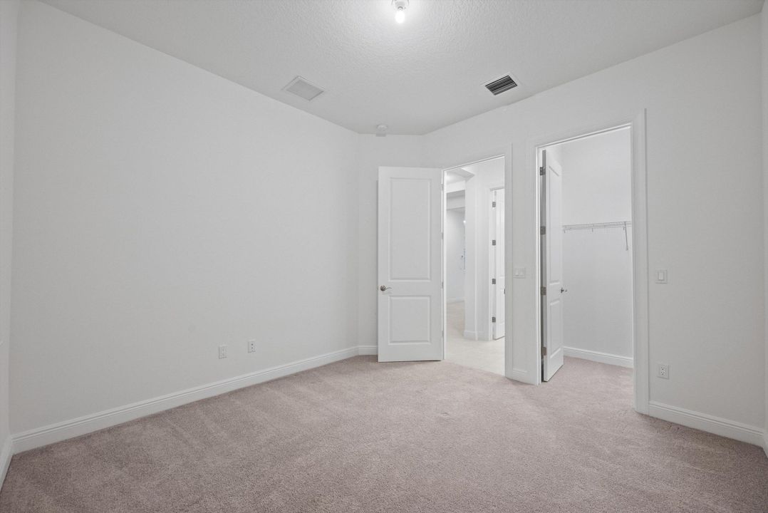 For Rent: $3,700 (3 beds, 3 baths, 2311 Square Feet)