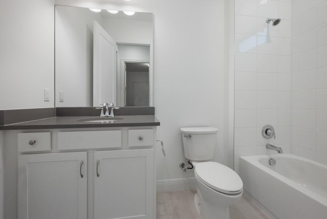 For Rent: $3,700 (3 beds, 3 baths, 2311 Square Feet)