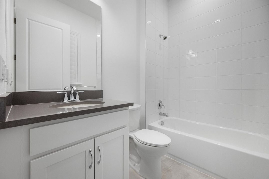 For Rent: $3,700 (3 beds, 3 baths, 2311 Square Feet)