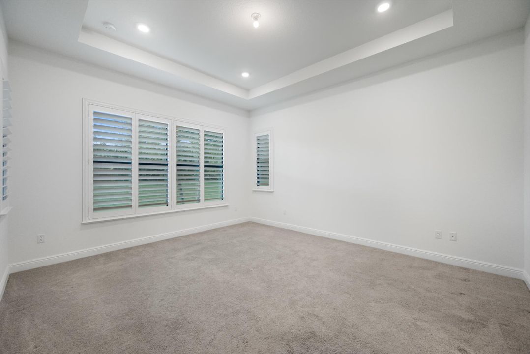 For Rent: $3,700 (3 beds, 3 baths, 2311 Square Feet)