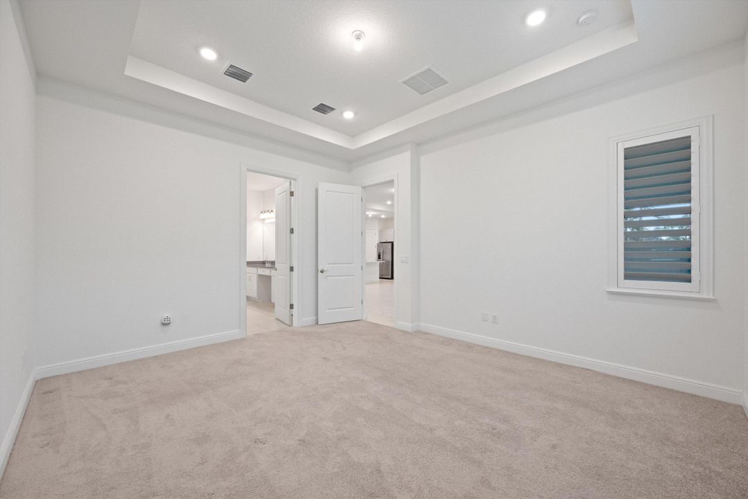 For Rent: $3,700 (3 beds, 3 baths, 2311 Square Feet)