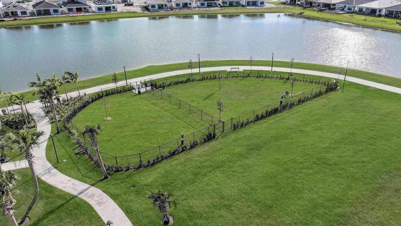 For Rent: $3,700 (3 beds, 3 baths, 2311 Square Feet)