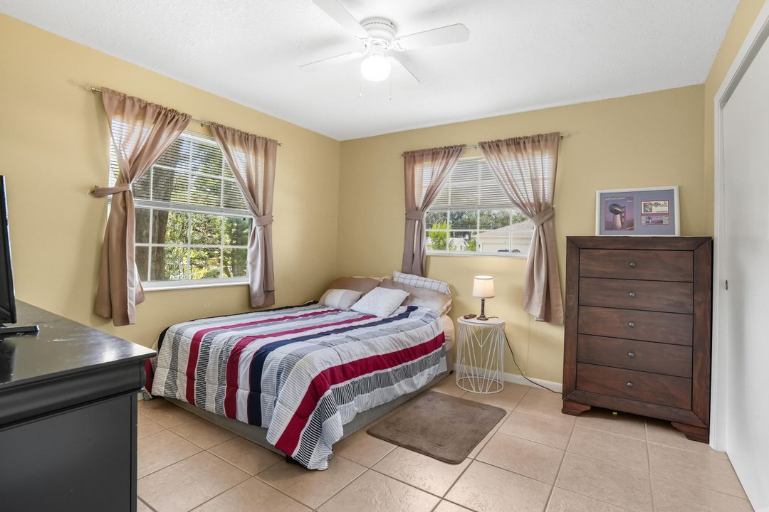 Active With Contract: $274,999 (3 beds, 2 baths, 1376 Square Feet)