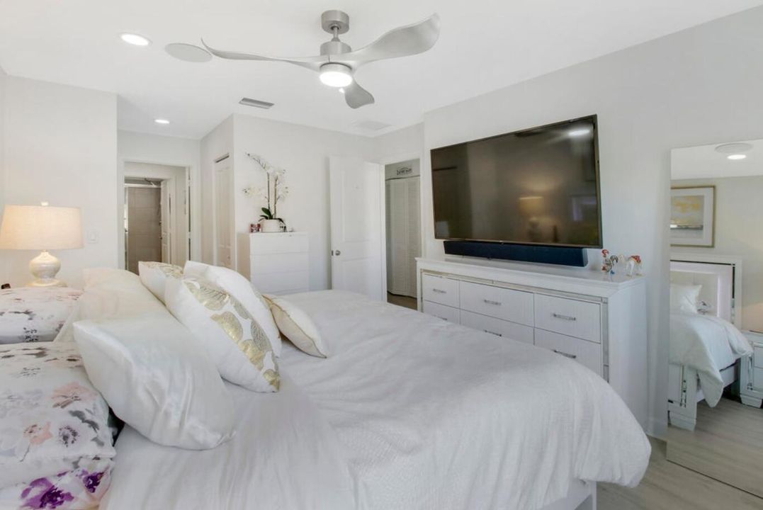 Active With Contract: $430,000 (4 beds, 2 baths, 1861 Square Feet)