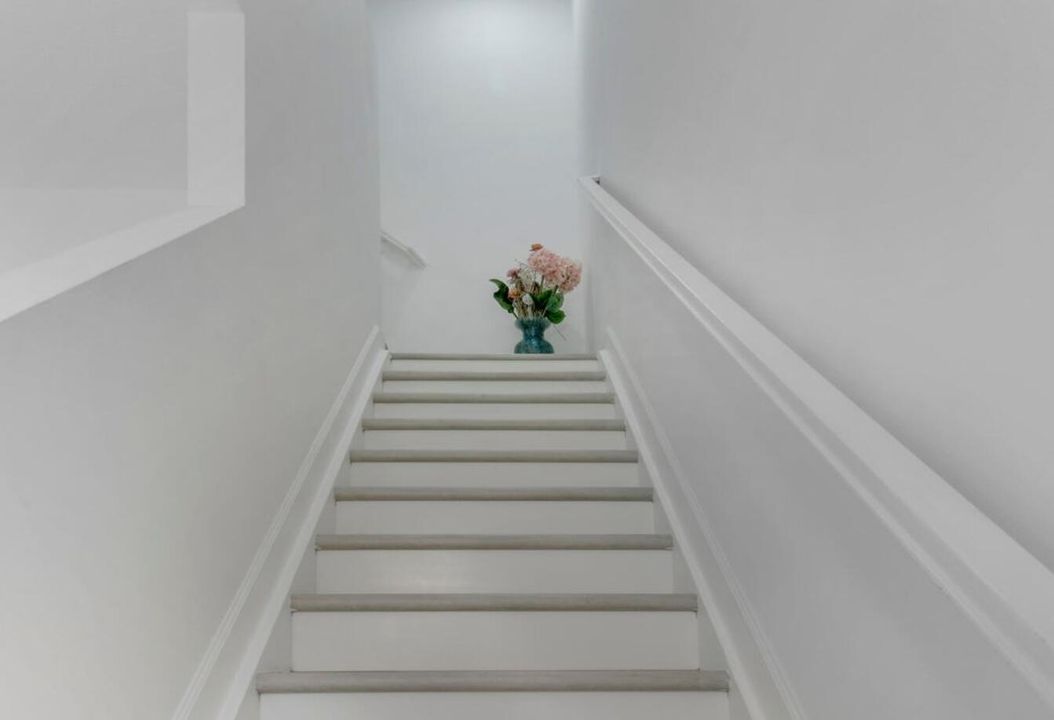 Active With Contract: $430,000 (4 beds, 2 baths, 1861 Square Feet)