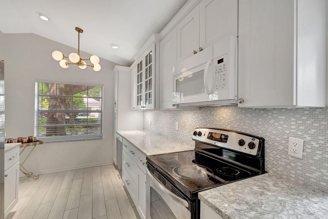 Active With Contract: $3,600 (2 beds, 2 baths, 1174 Square Feet)