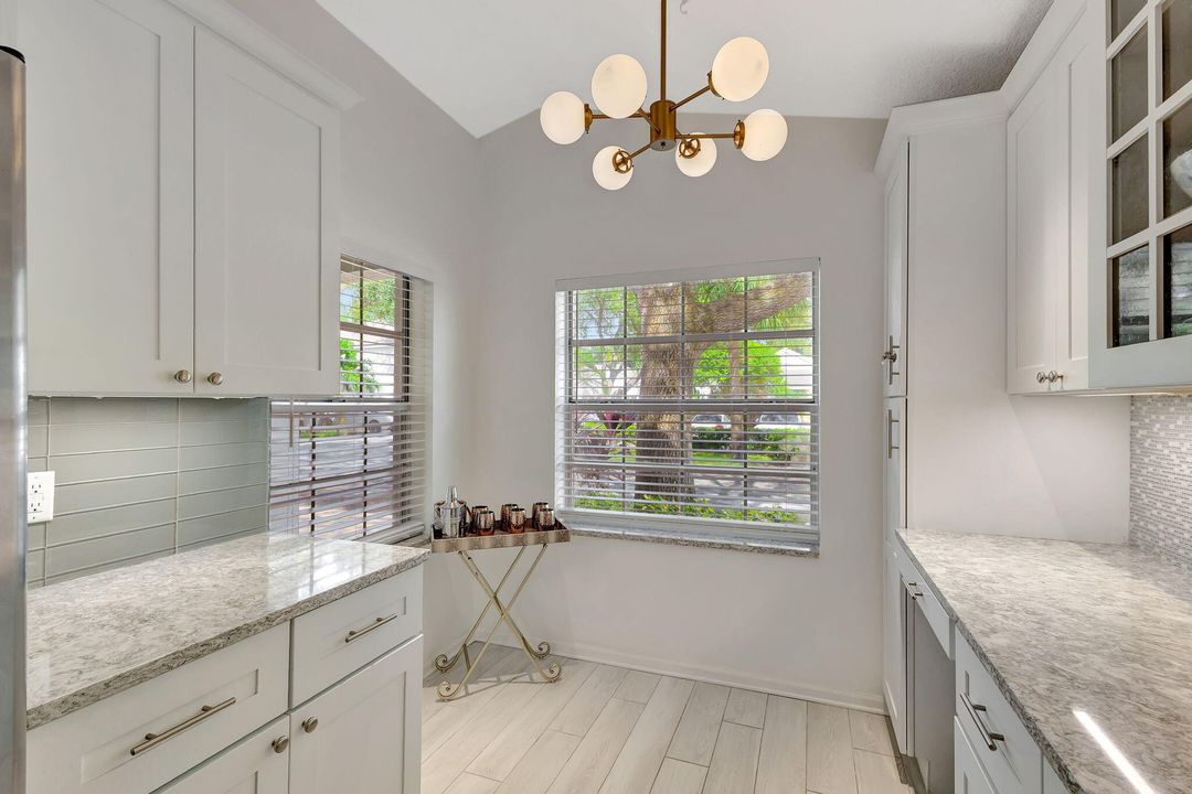 Active With Contract: $3,600 (2 beds, 2 baths, 1174 Square Feet)