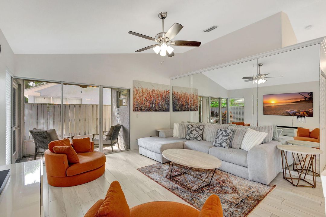 Active With Contract: $3,600 (2 beds, 2 baths, 1174 Square Feet)