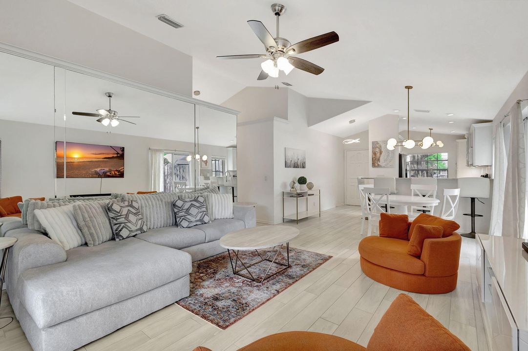 Active With Contract: $3,600 (2 beds, 2 baths, 1174 Square Feet)