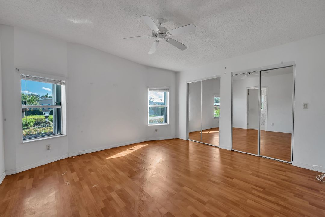 Active With Contract: $74,900 (2 beds, 2 baths, 1401 Square Feet)