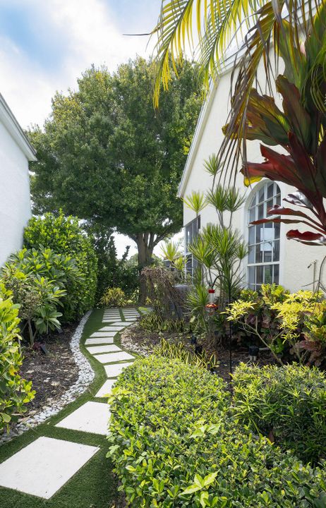 出租: $4,500 (3 贝兹, 2 浴室, 1960 平方英尺)