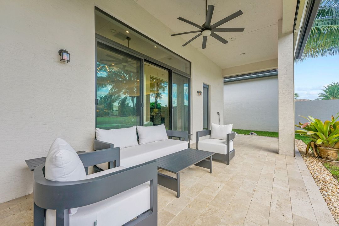 Active With Contract: $1,699,000 (4 beds, 3 baths, 3057 Square Feet)