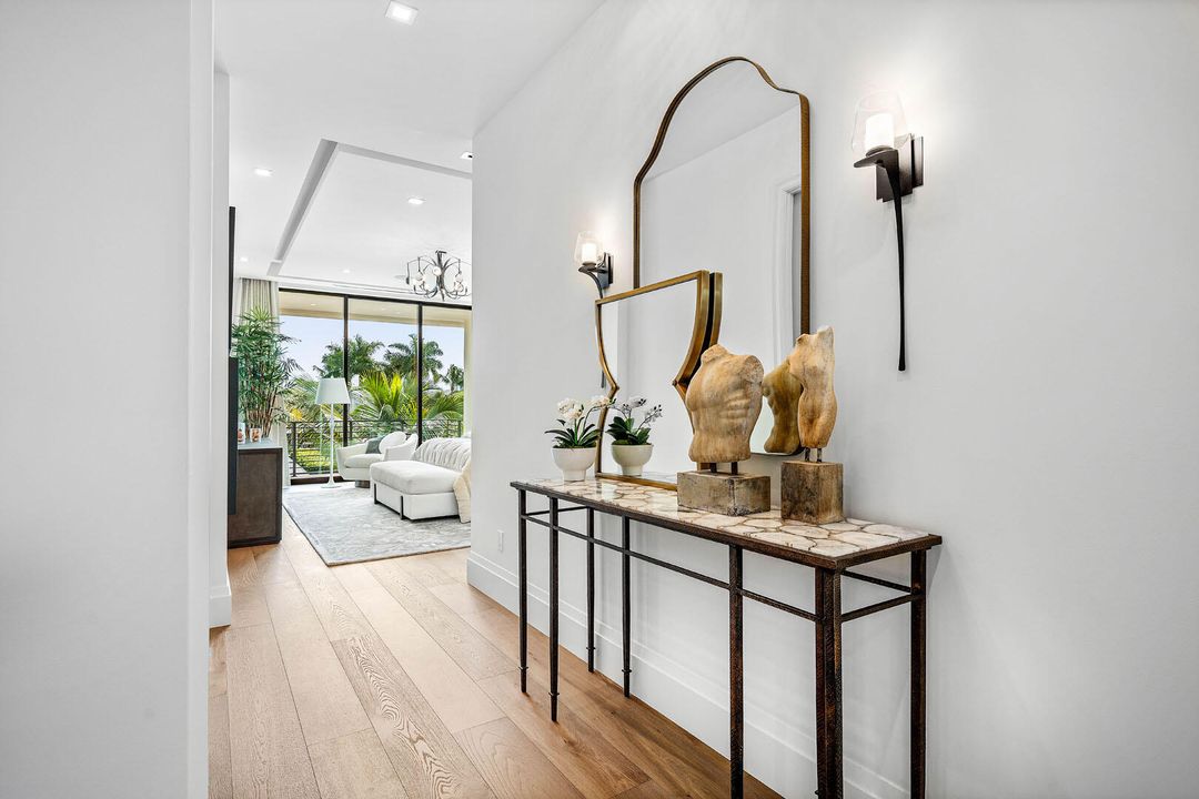 For Sale: $11,250,000 (5 beds, 7 baths, 5941 Square Feet)