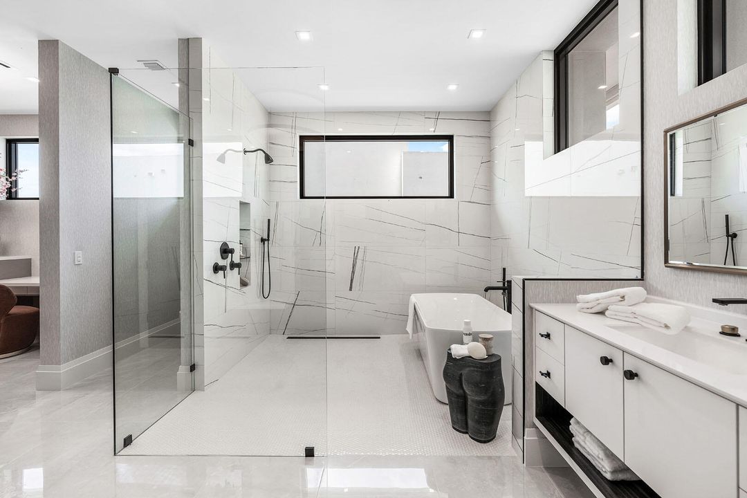 For Sale: $11,250,000 (5 beds, 7 baths, 5941 Square Feet)