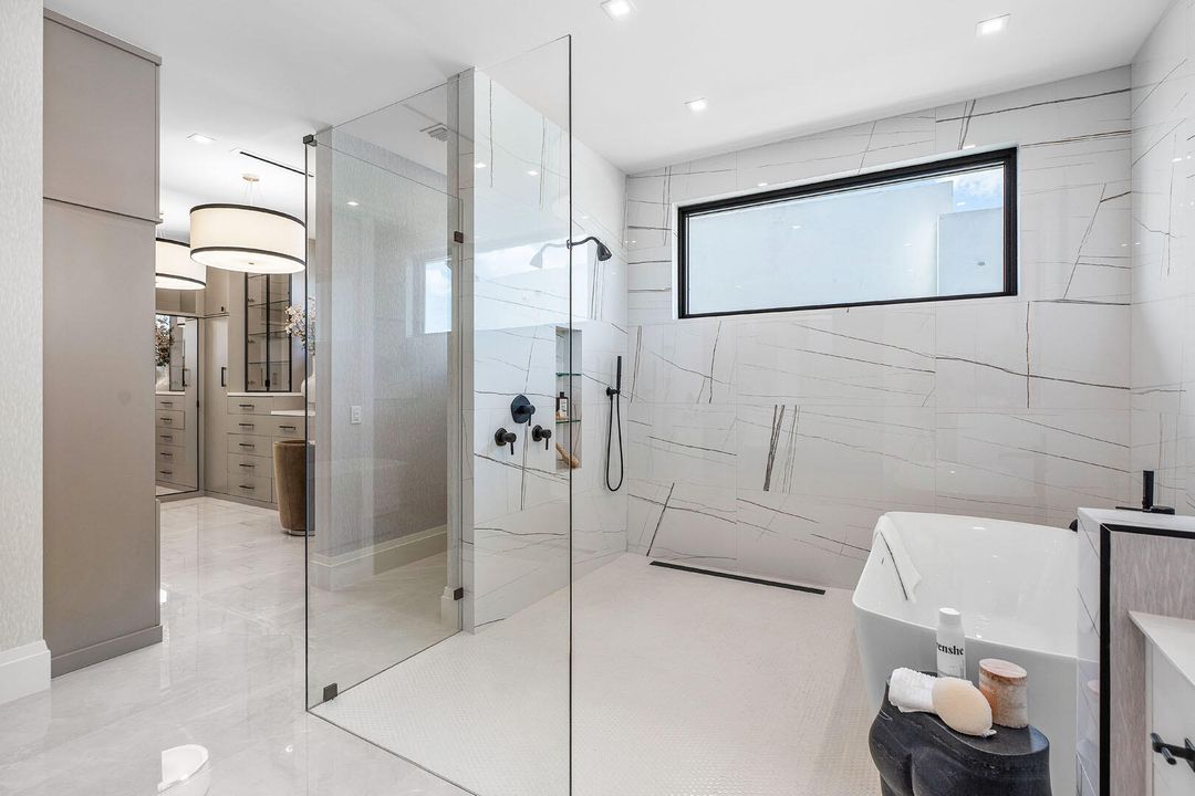 For Sale: $11,250,000 (5 beds, 7 baths, 5941 Square Feet)