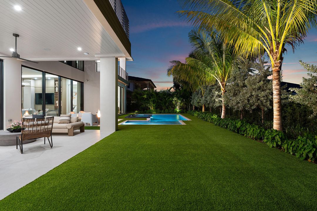 For Sale: $11,250,000 (5 beds, 7 baths, 5941 Square Feet)