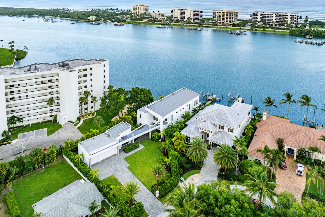 For Sale: $9,992,000 (5 beds, 5 baths, 4550 Square Feet)