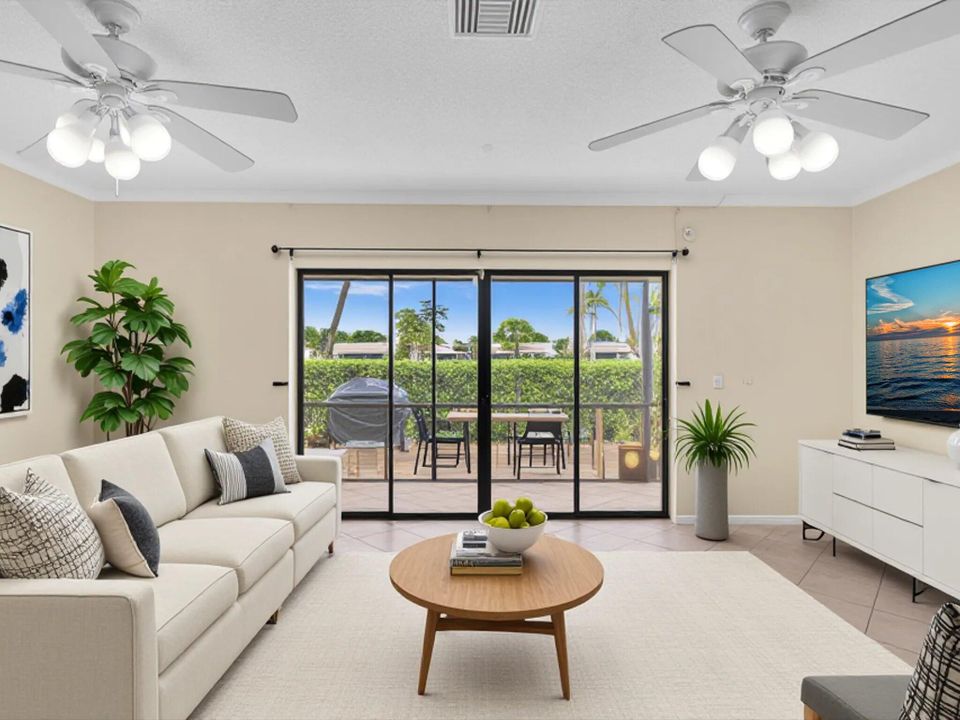 Active With Contract: $249,900 (2 beds, 2 baths, 1020 Square Feet)