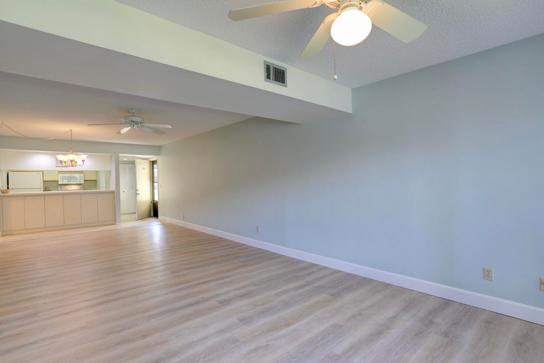 En Venta: $215,900 (2 camas, 2 baños, 1188 Pies cuadrados)