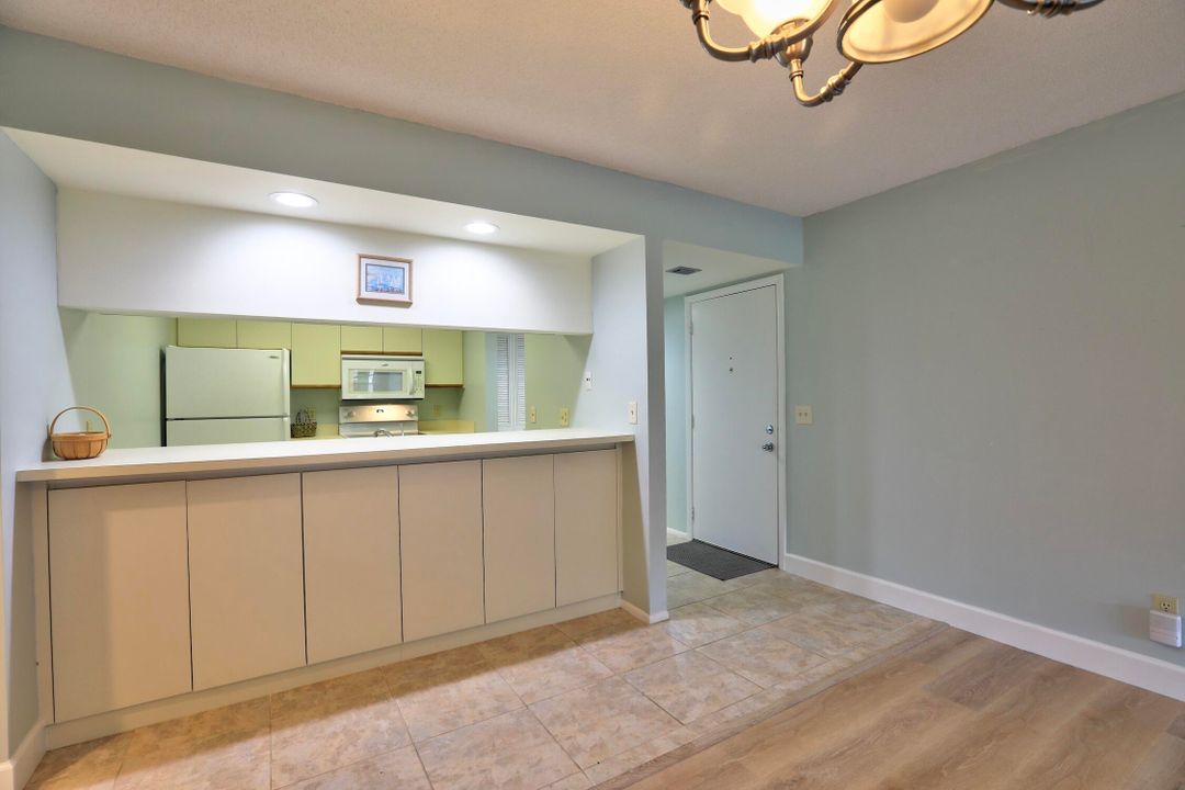 En Venta: $215,900 (2 camas, 2 baños, 1188 Pies cuadrados)