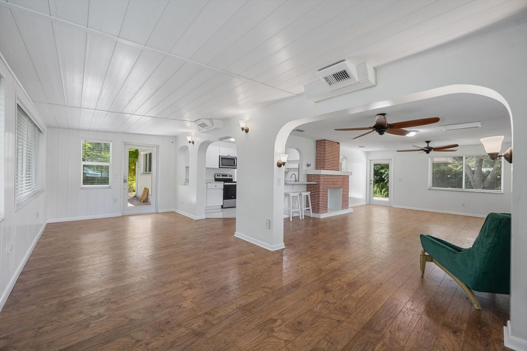 For Sale: $1,549,888 (2 beds, 2 baths, 1449 Square Feet)