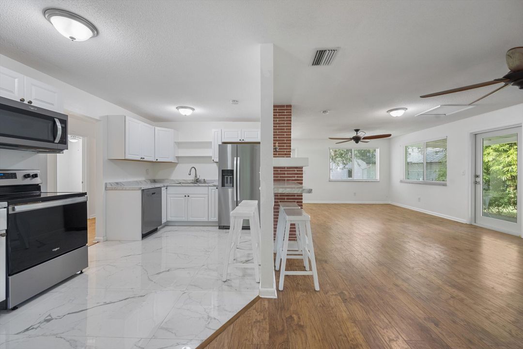 For Sale: $1,549,888 (2 beds, 2 baths, 1449 Square Feet)