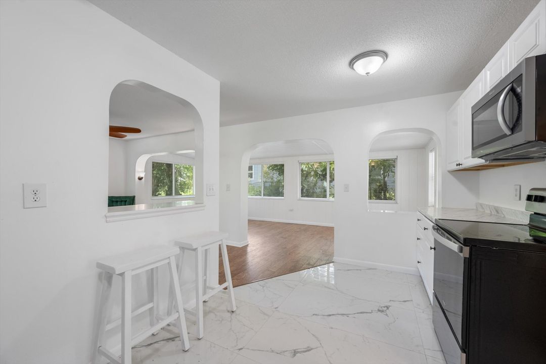 For Sale: $1,549,888 (2 beds, 2 baths, 1449 Square Feet)