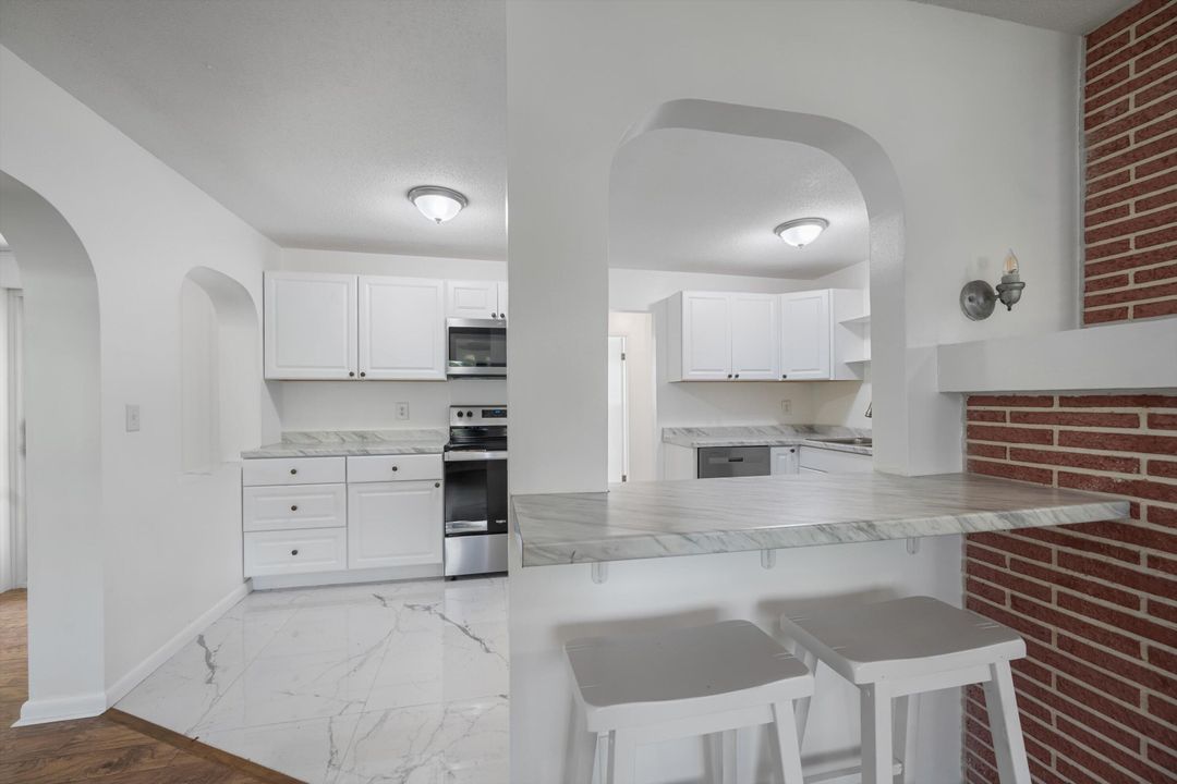 For Sale: $1,549,888 (2 beds, 2 baths, 1449 Square Feet)