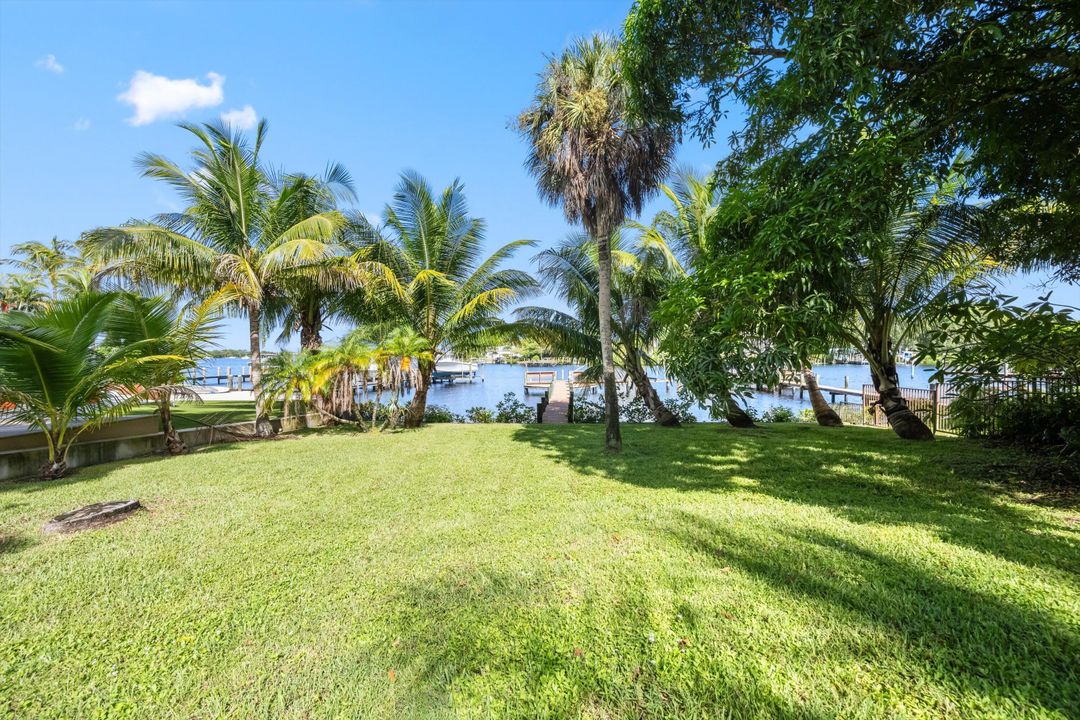 For Sale: $1,549,888 (2 beds, 2 baths, 1449 Square Feet)