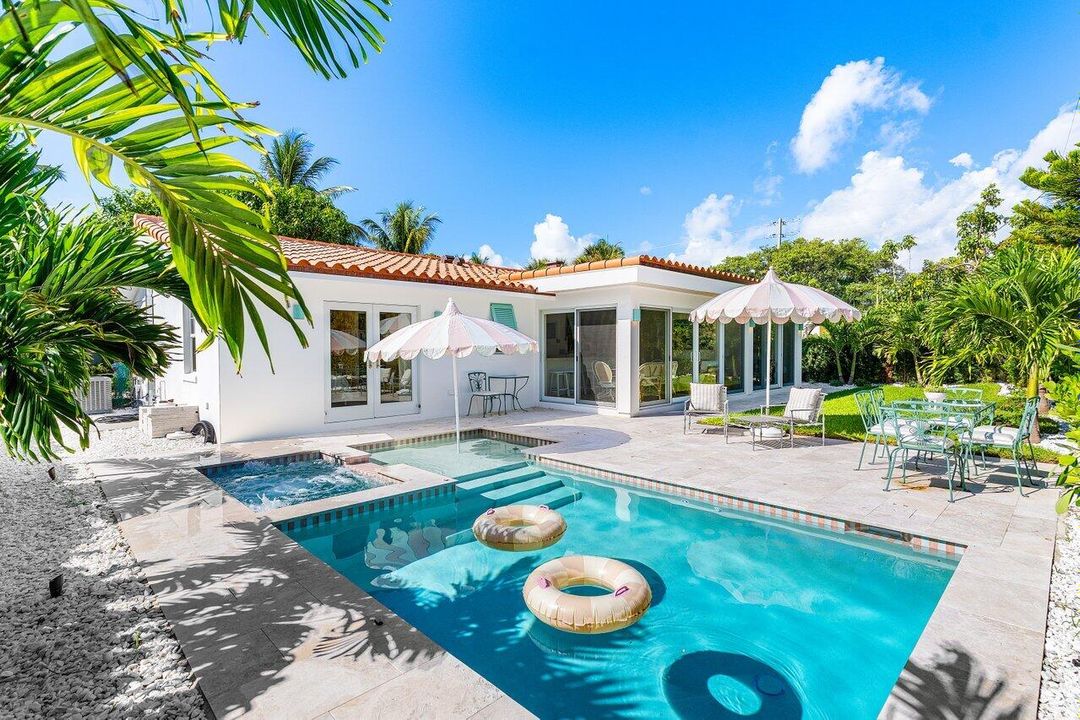 В аренду: $18,500 (3 спален, 2 ванн, 1579 Квадратных фут)