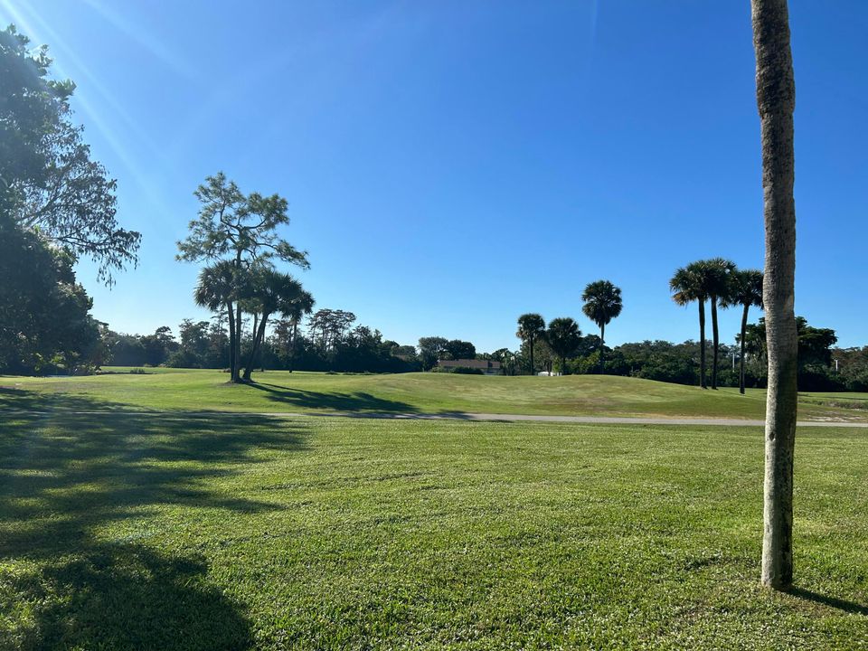 Active With Contract: $4,000 (3 beds, 2 baths, 1411 Square Feet)