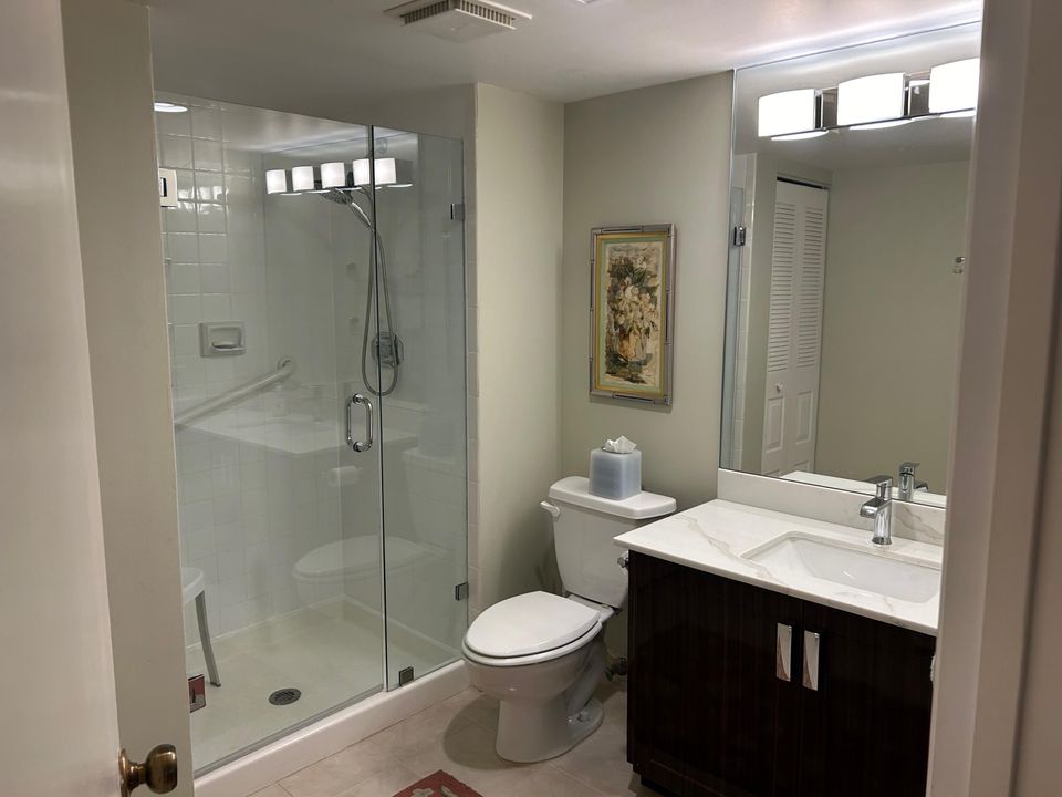 Active With Contract: $4,000 (3 beds, 2 baths, 1411 Square Feet)