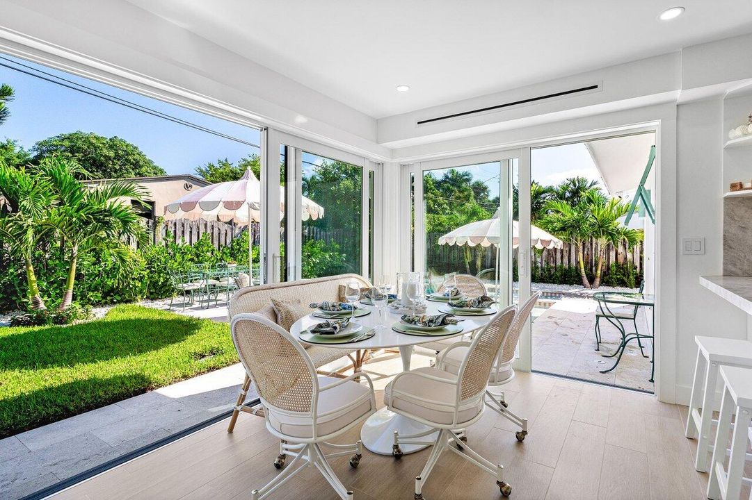 В аренду: $18,500 (3 спален, 2 ванн, 1579 Квадратных фут)