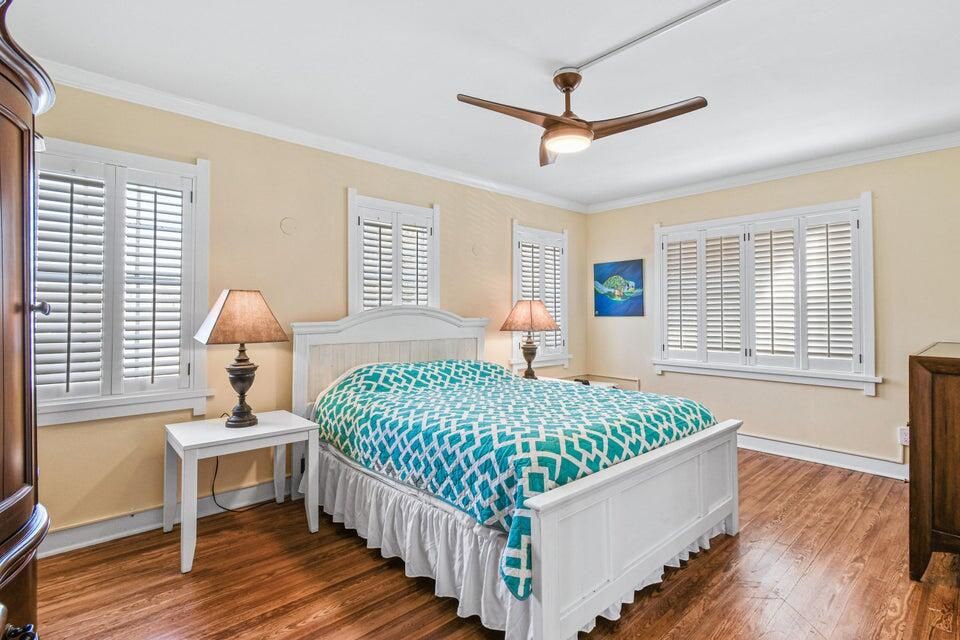 Active With Contract: $440,000 (3 beds, 2 baths, 1835 Square Feet)