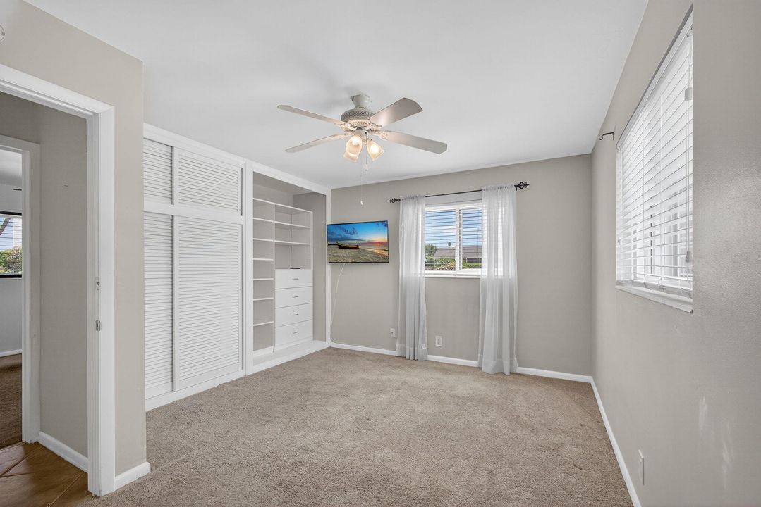 合同活跃: $500,000 (3 贝兹, 2 浴室, 1421 平方英尺)