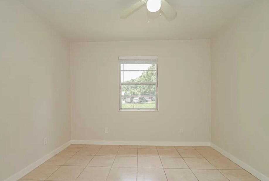 Activo con contrato: $234,900 (2 camas, 1 baños, 1158 Pies cuadrados)